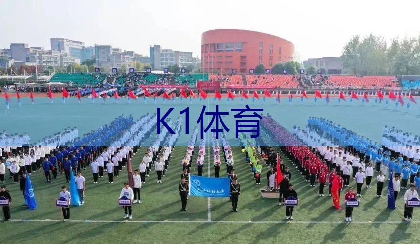 网球拍怎么打出来的快