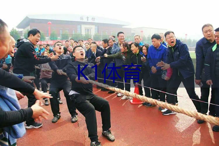 百保利网球拍明星是谁